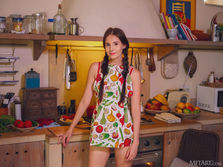 COOKING IN LINGERIE (0)