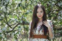 PRESENTING LI MOON (1)