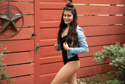 PRESENTING KRISTINA FAITH (0)