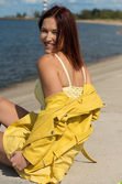 SUNNY YELLOW (3)