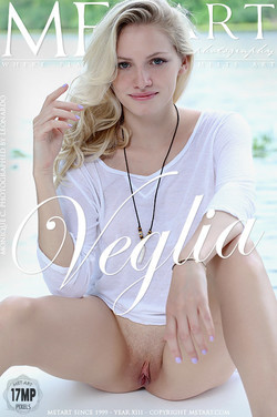 VEGLIA: MONIQUE C by LEONARDO