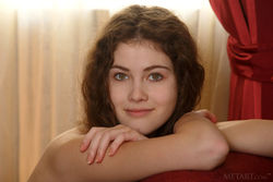 PRESENTING ADEL (17)