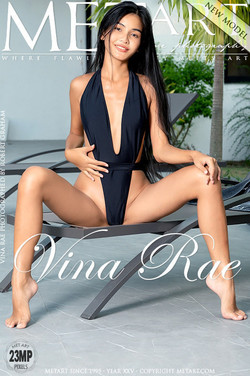 PRESENTING VINA RAE: VINA RAE by ROBERT GRAHAM