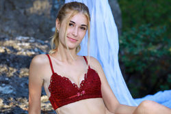 GLAMOUR IN NATURE (0)